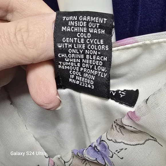 New York & Company Floral Midi Dress in Cream and Purple Vintage Fairycore - Picture 4 of 9